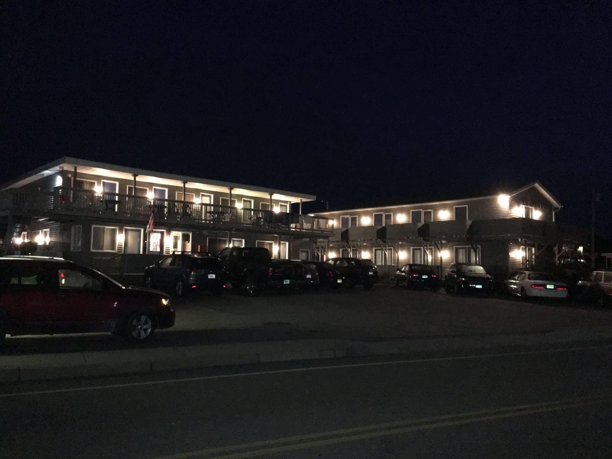 Point 1 Resort & Motel Westerly Exterior photo