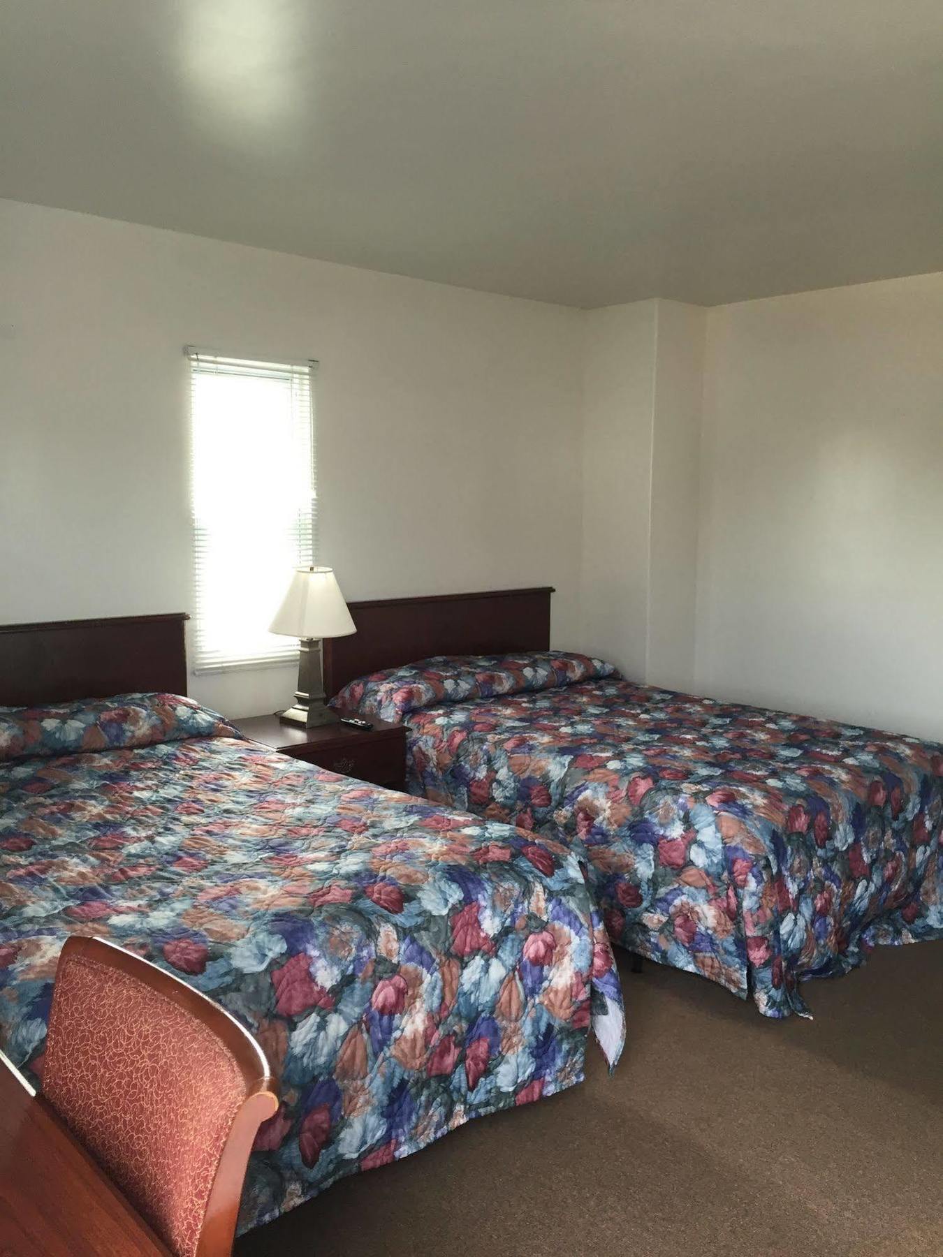 Point 1 Resort & Motel Westerly Exterior photo